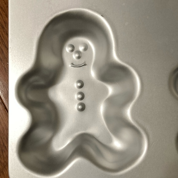 Wilton  - Vintage 1990 Aluminum GINGERBREAD BOY NOVELTY BAKING PAN - Picture 5 of 11